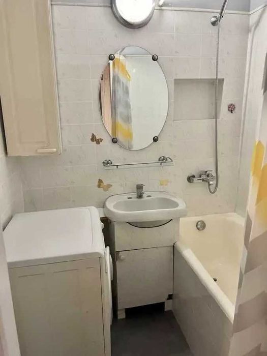 Дава се под наем Тристаен апартамент в София, Зона Б-18 - 100 кв.м за 586.5 € - Снимка #3