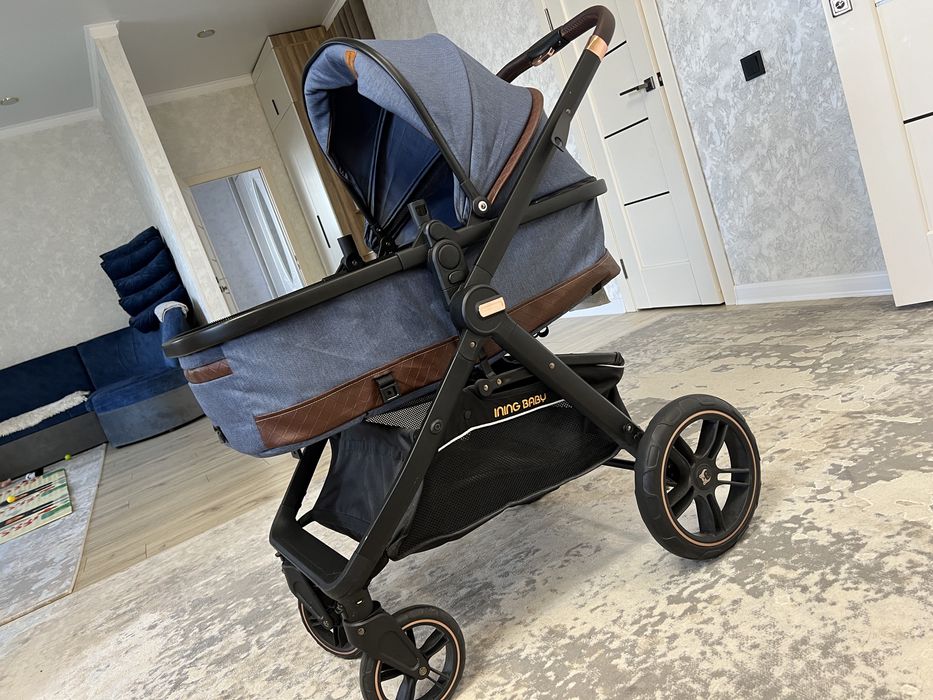 Коляска в отличном состоянии