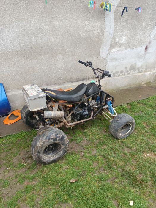 Vând ATV 107cc Funcțional pornire automat cu cheie.