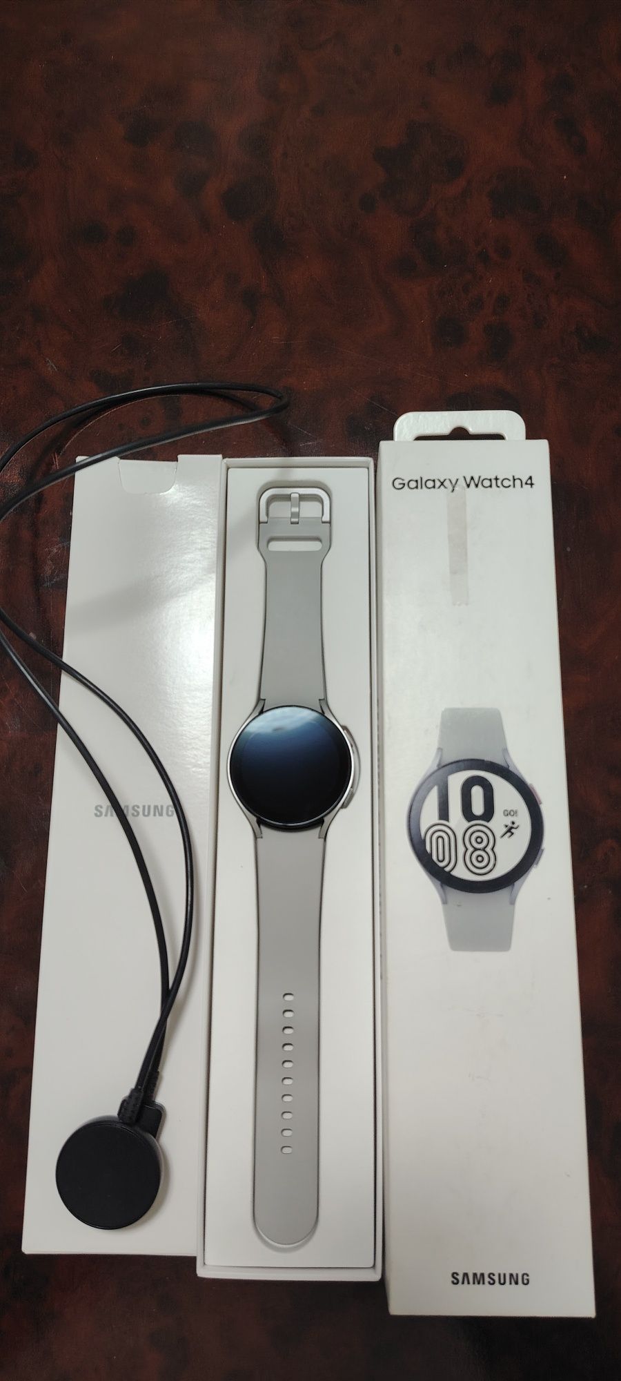 Samsung watch 4.   44mm