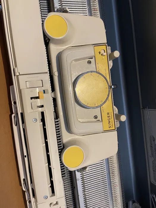 Masina tricotat SInger SRP 50 si Memo Matic Singer 328