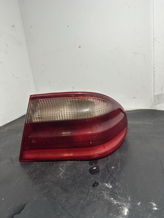 Stop dreapta spate aripa Mercedes E-class W210 E200 E220 E270