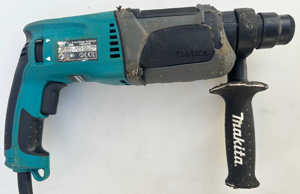Makita HR2470 - Перфоратор 780W 2.4J