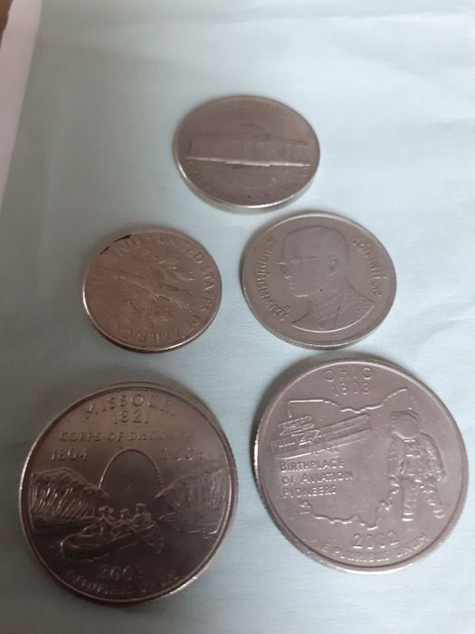 Лод монети от САЩ.