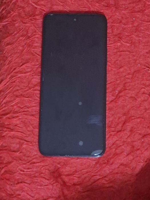 Продавам Xiaomi Redmi 13