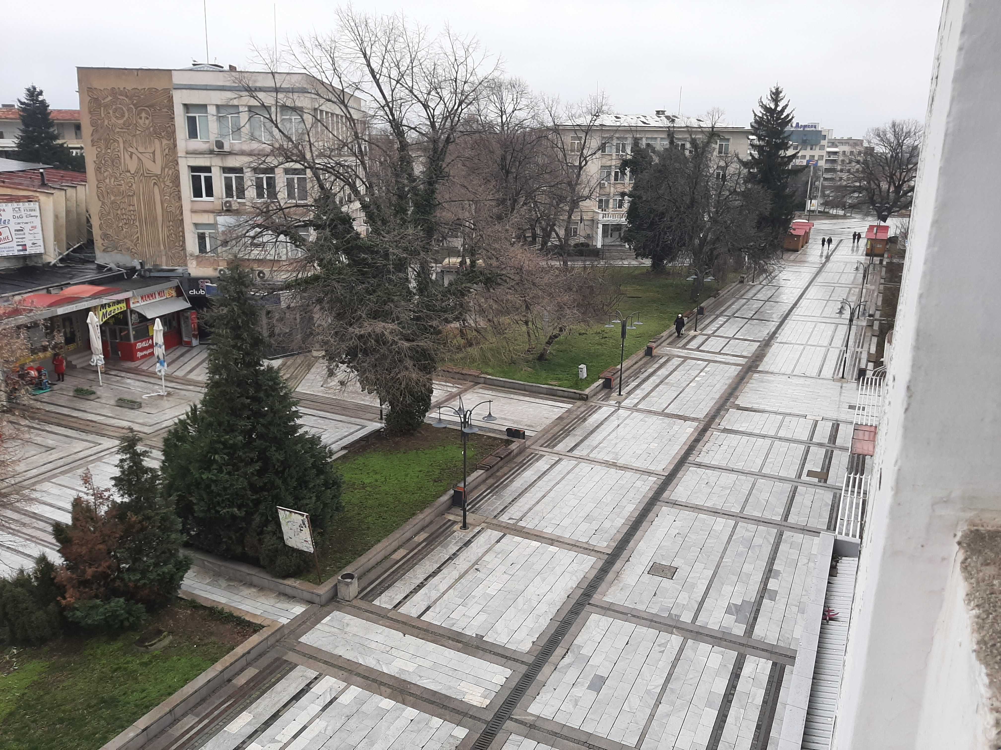 Офис под наем в центъра