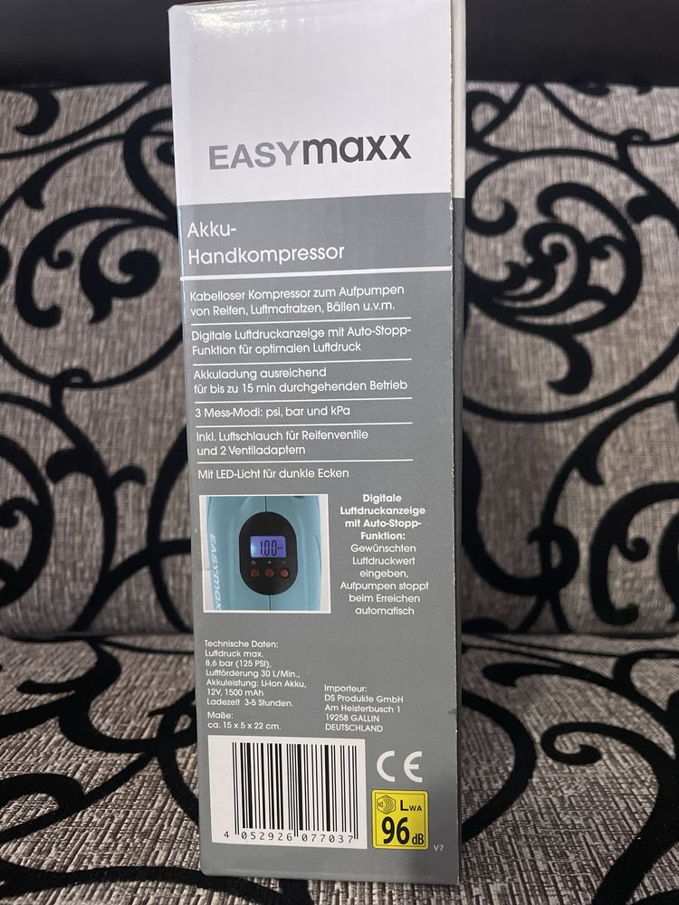 Compresor de mână fără fir EASYmaxx cu iluminare LED
