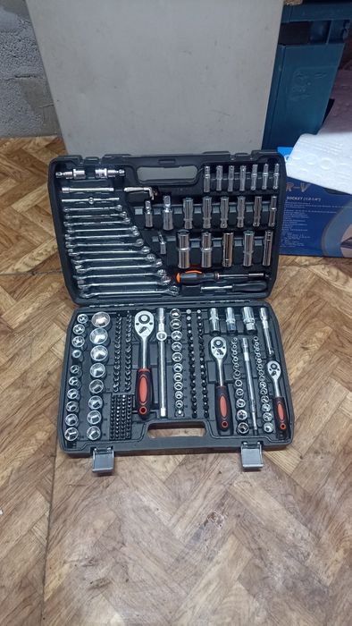 Акция набор ключей 216