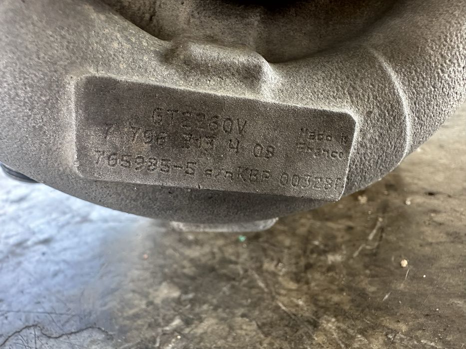 Продавам БМВ турбини хибрид 2260v 231/235/272к.с