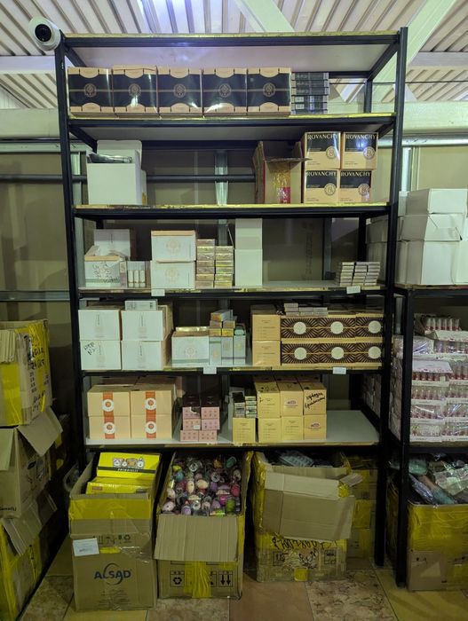 Стелажи металлические и дерево