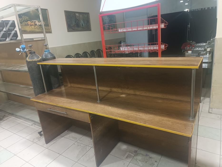 Барной стойкой сотилади