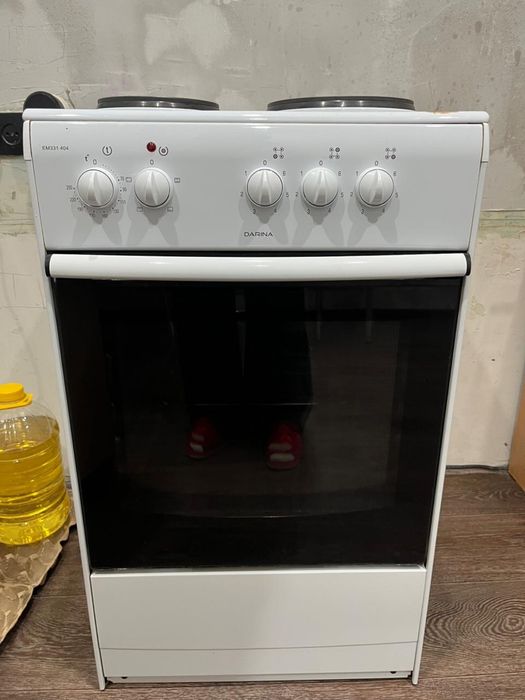 Продам электрическую плиту