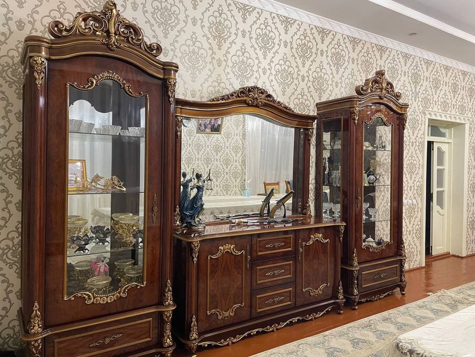 Сервант фирменный новый коп пайдаланбаган