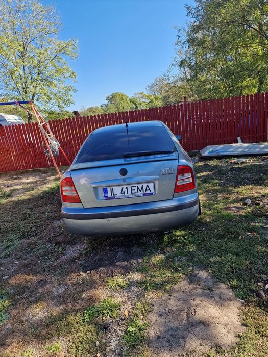 Scoda Octavia  motor 1,6 benzina plus gaz
