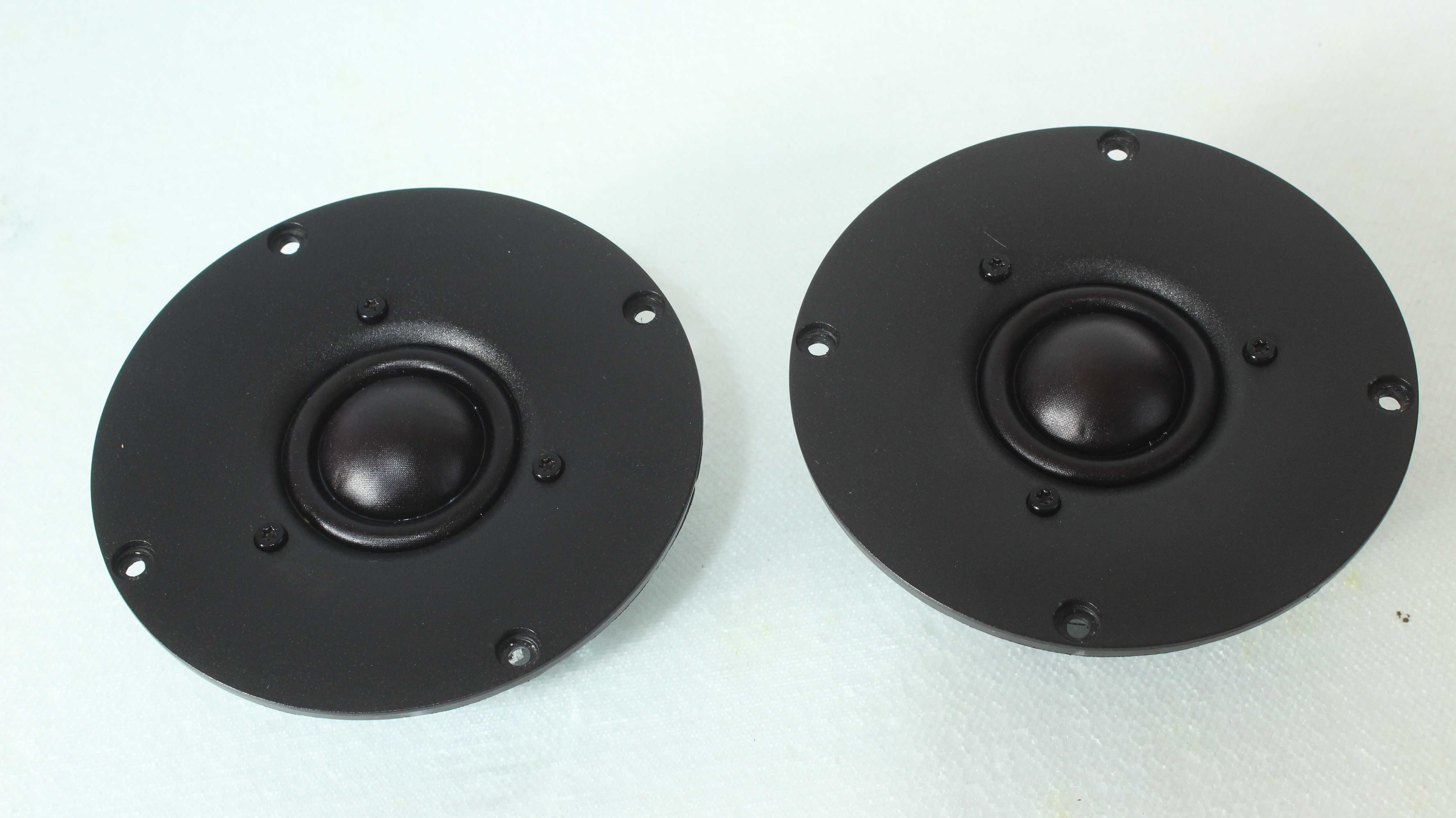 Difuzoare inalte Wavecor,2x60W,8 Ohm.
