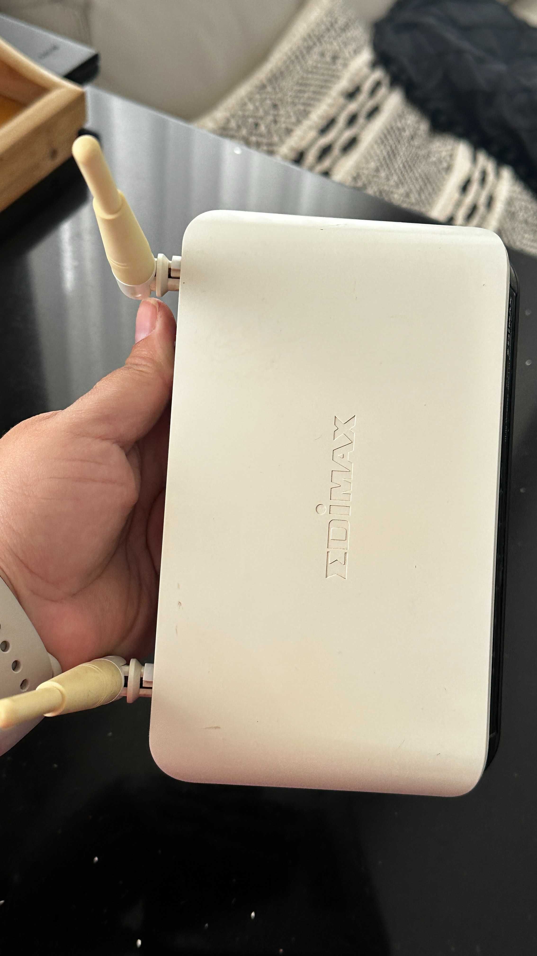 Router wireless Edimax BR-6324nL IEEE802.11 b/g/n