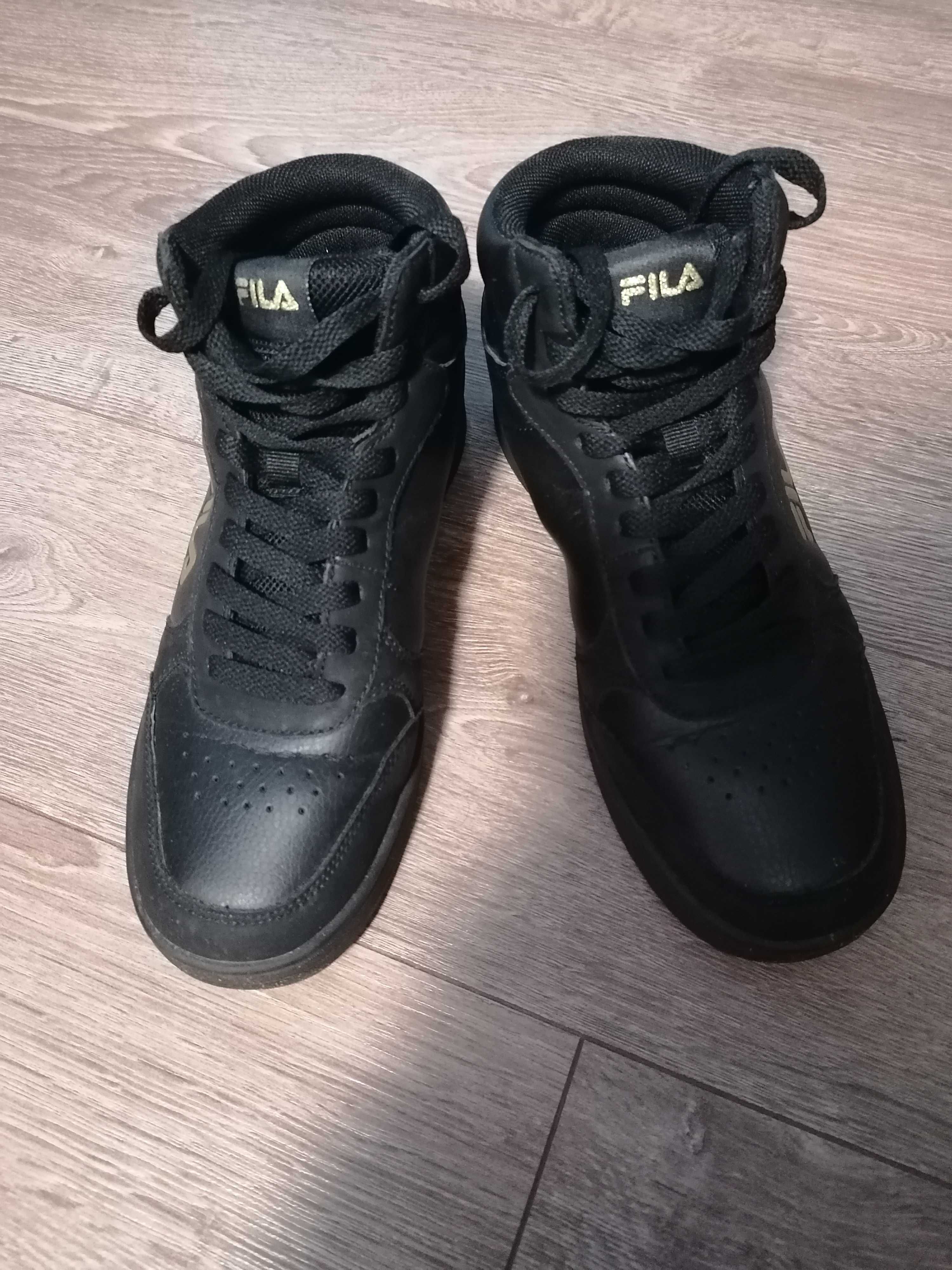 Дамски кецове Fila 37 номер