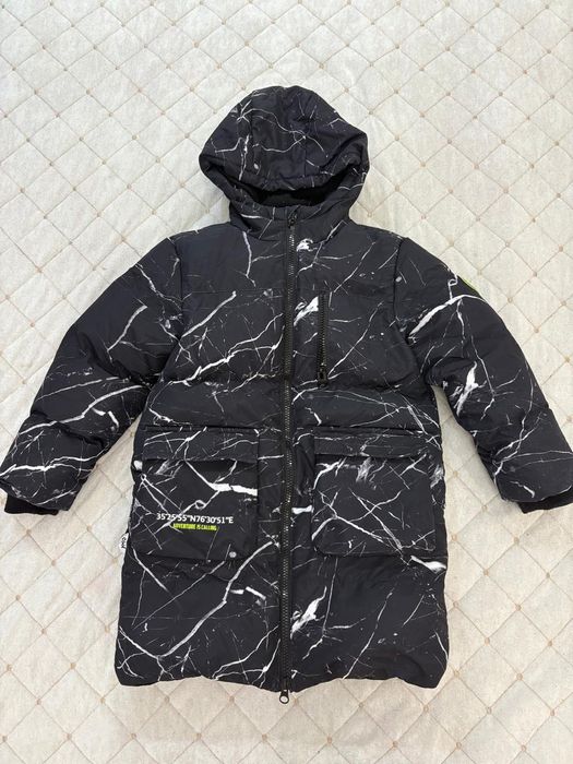 Продам куртку зимнюю на рост 146 см