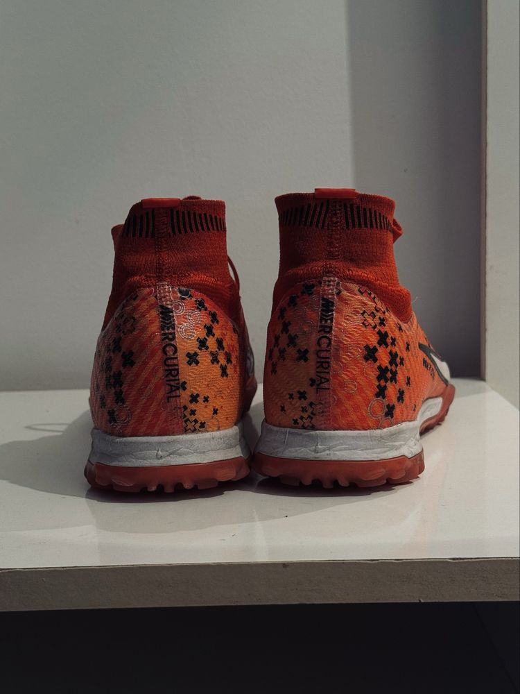 Сороконожки Mercurial 41 размера