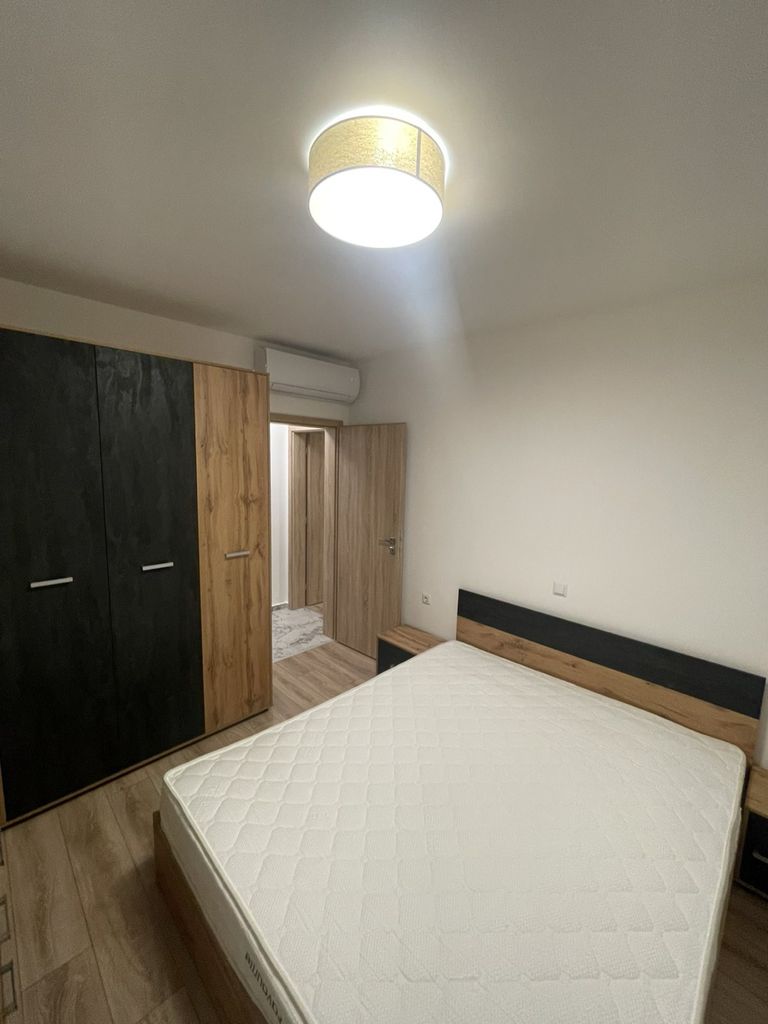 Дава се под наем Тристаен апартамент в София, Левски - 94 кв.м за 663 € - Снимка #16