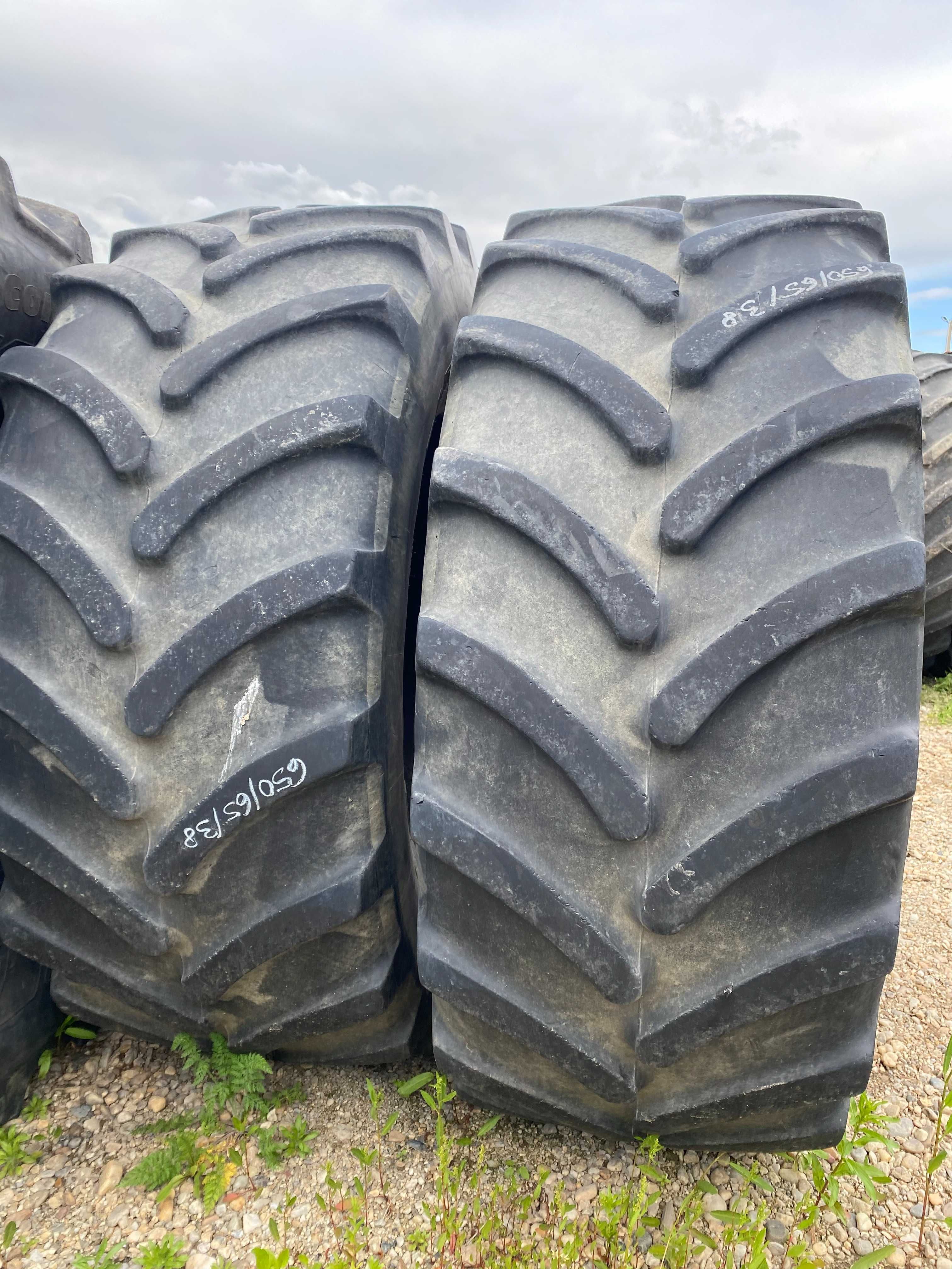 Anvelope Firestone 650.65 R38 de tractor