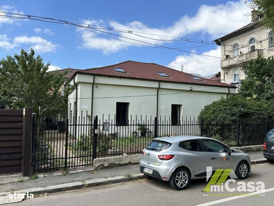 Casă parter + mansardă – Centru, Galați