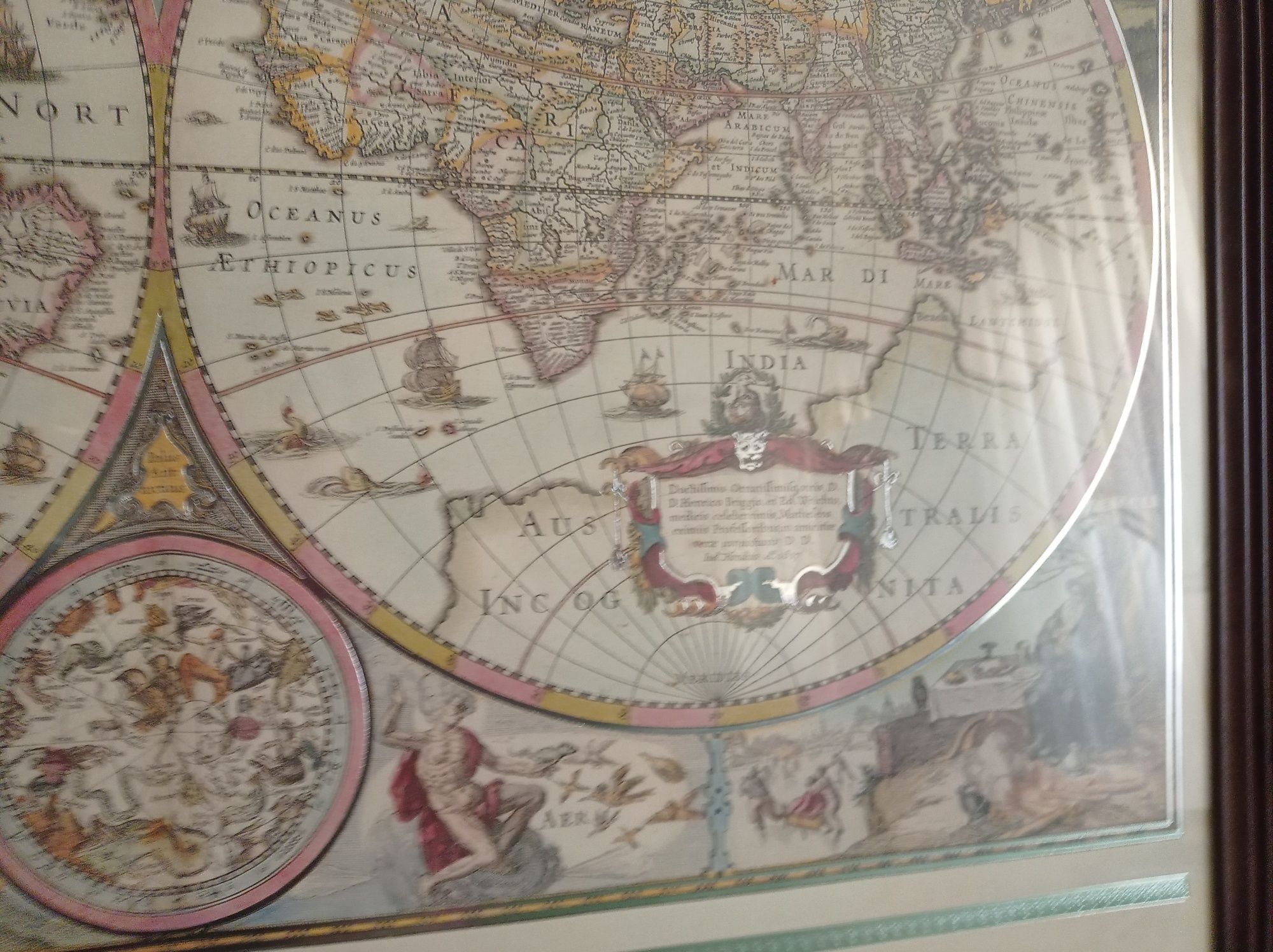 Картина изображение старинной карты.