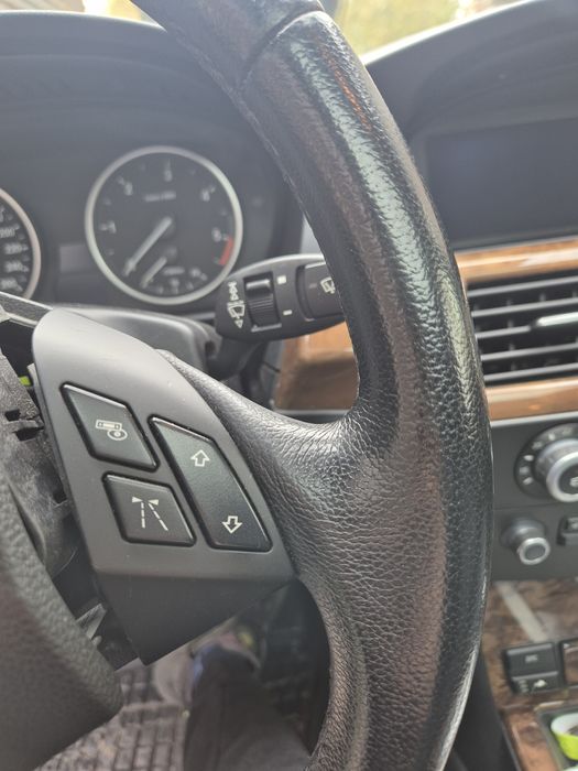 Волан с вибрация за бмв е60/е61 от кола с бутон