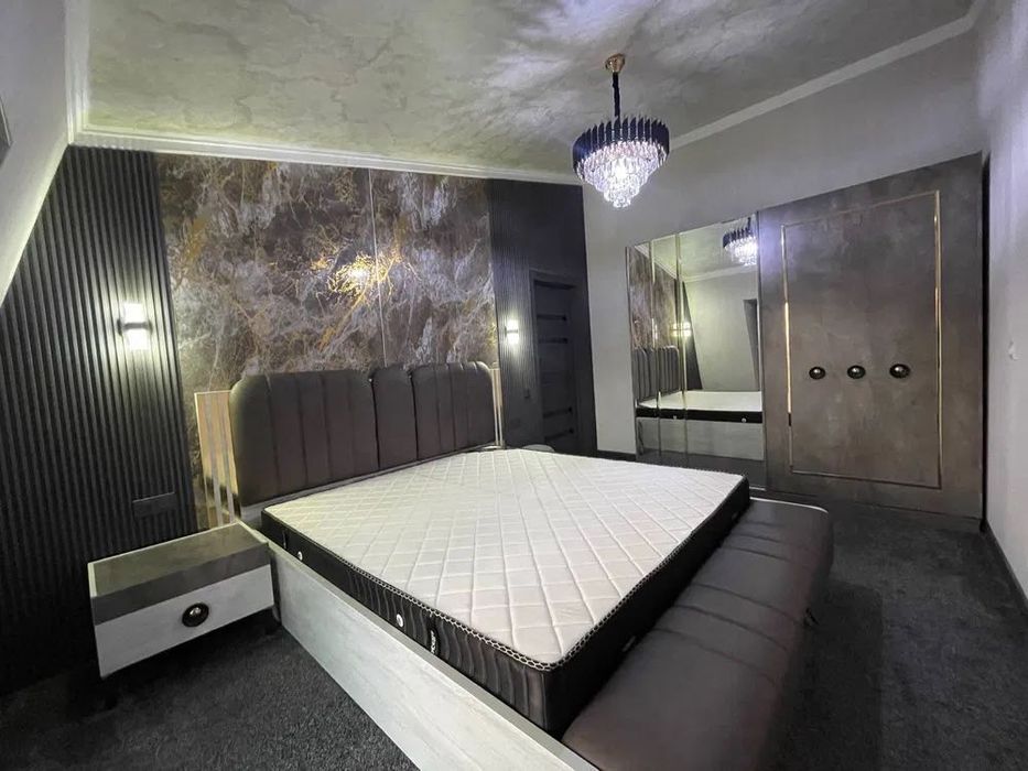 Квартира Чиланзар 17 квартал. Новостройка 4/7/8
Дуплекс