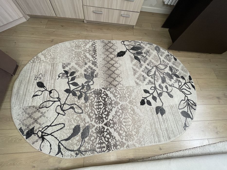 Ковер, палас овальный 1,46х2,3 м