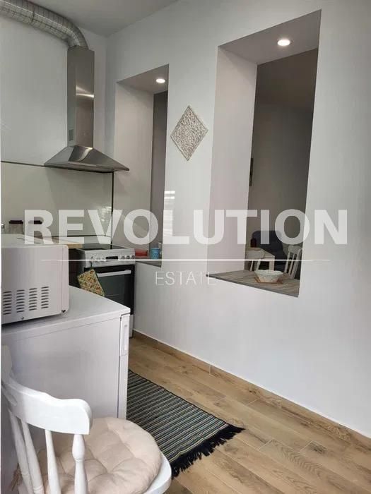 Дава се под наем Двустаен апартамент в Варна, Център - 60 кв.м за 600 € - Снимка #4