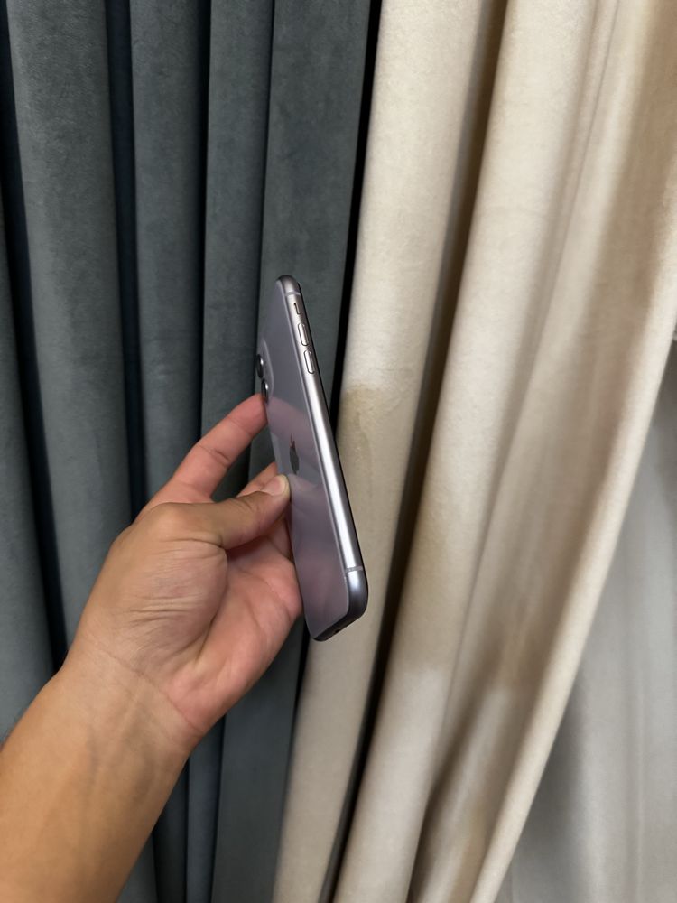 iPhone 11 86% Емкость