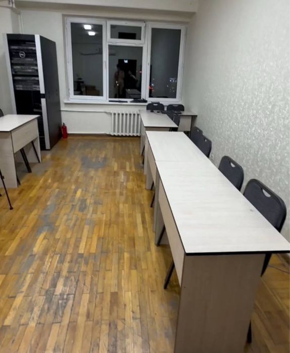 Stol o'quv markazlari, dars xonalari uchun