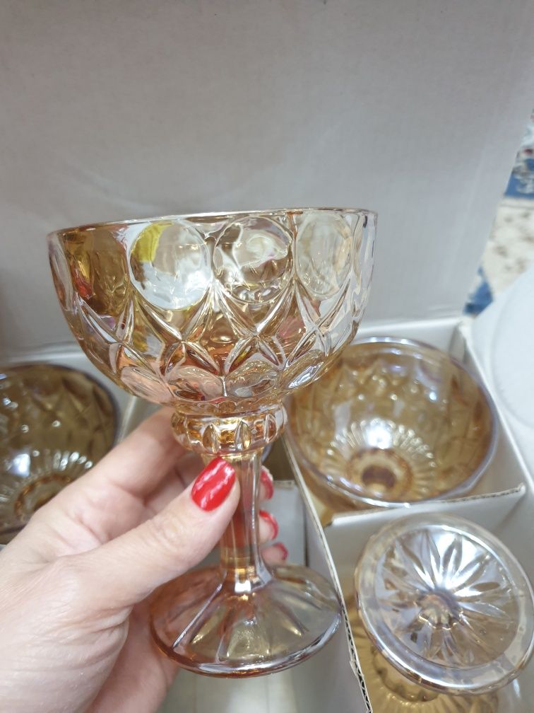 Конфетница сахарница