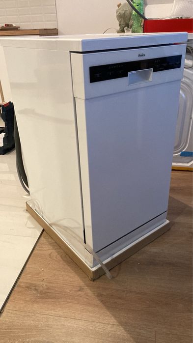 Продавам съдомиялна