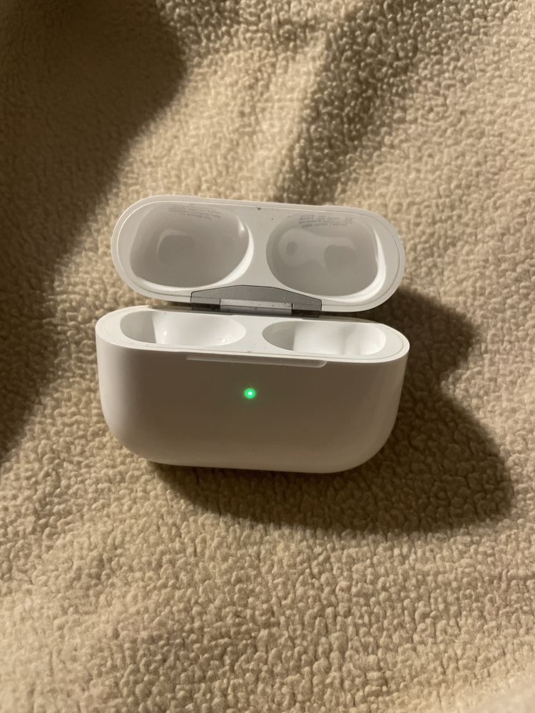 Кейс от Air Pods Pro