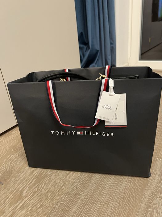 Geanta office Tommy Hilfiger noua, cu eticheta