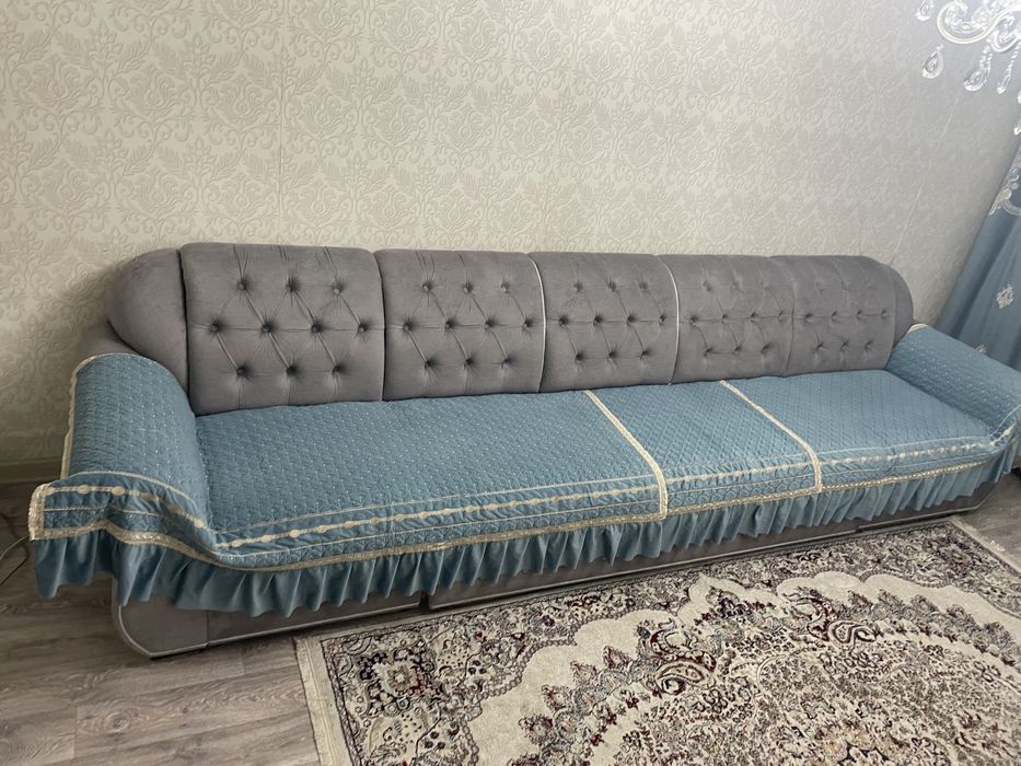 Продам диван 4 метра
