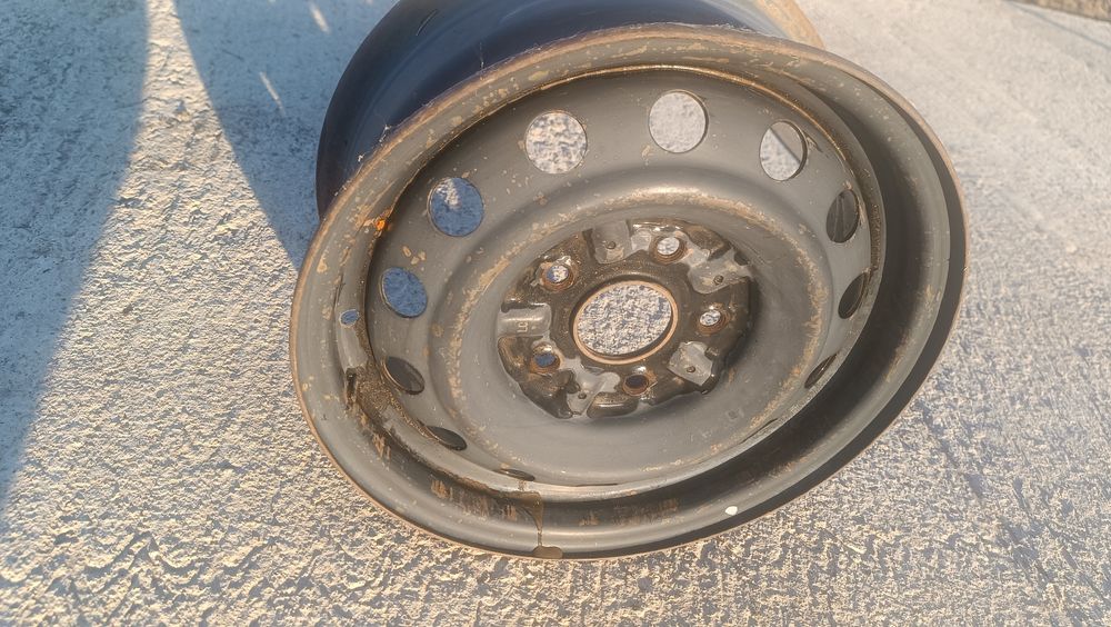 Продам 4 диска .