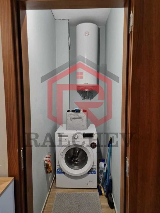 Дава се под наем Двустаен апартамент в Варна, Възраждане 3 - 74 кв.м за 433.5 € - Снимка #6