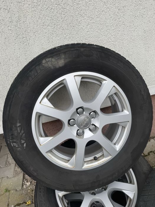 Jante originale audi q5 anvelope iarna 235/65/17 dot 2017 capace origi