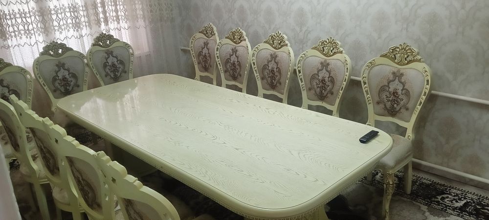 Мебель стол стул