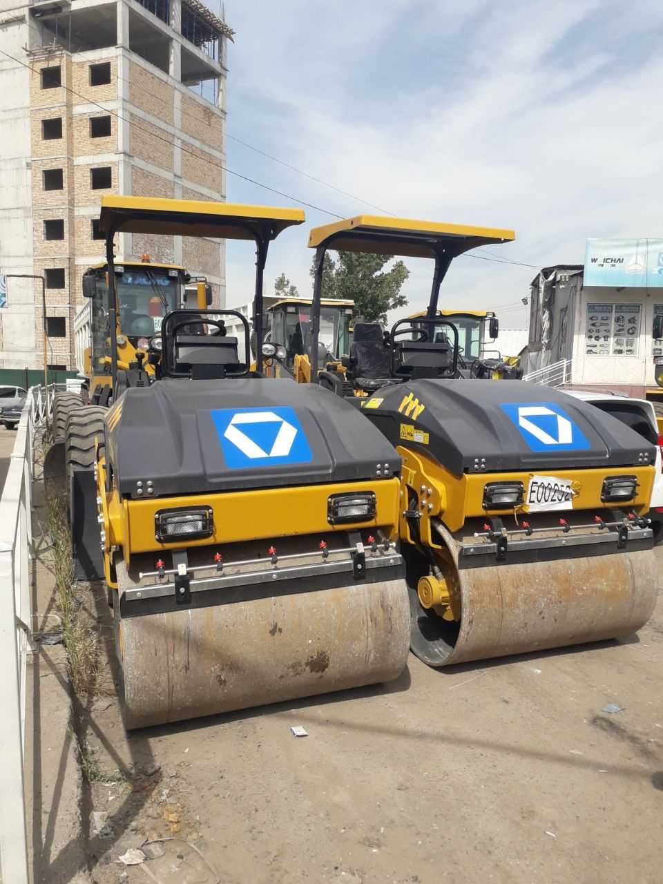 Мини каток XMR 403