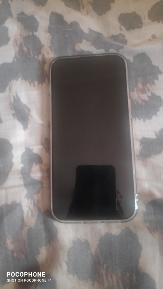 iPhone 15pro max c гарантией