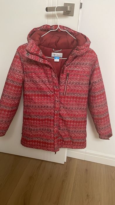 Vând Geaca și pantaloni de ski 10-12 ani