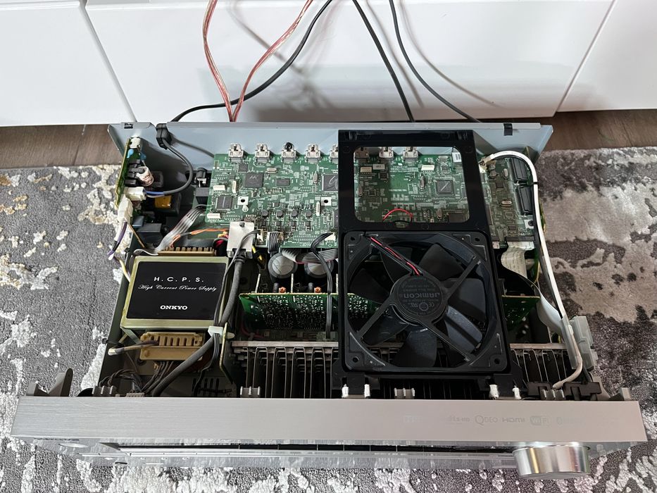 Onkyo TX-NR636 Много запазен!