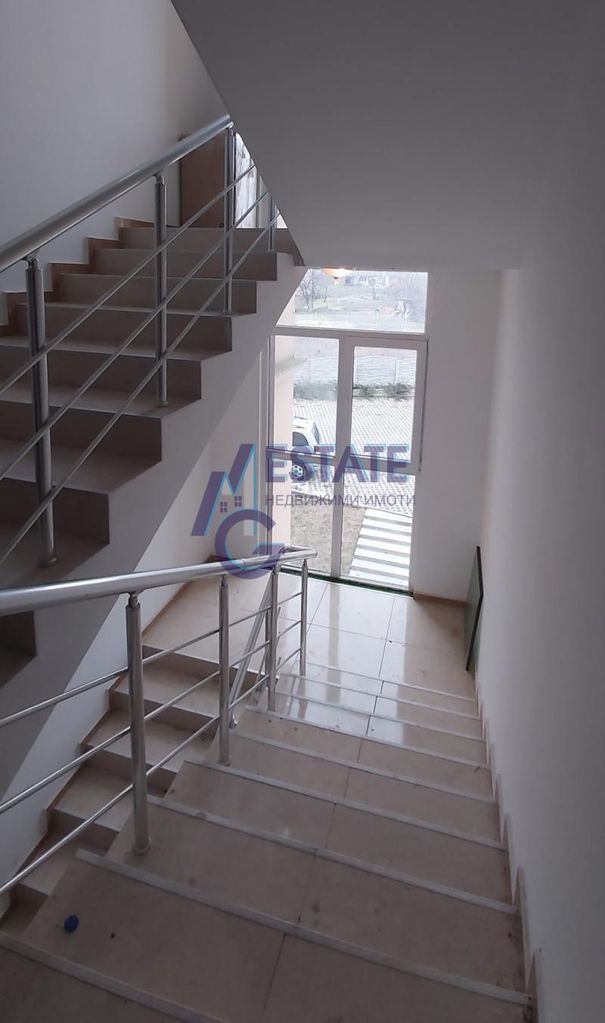 Продава се Тристаен апартамент в Каблешково - 111 кв.м за 750 €/кв.м - Снимка #2