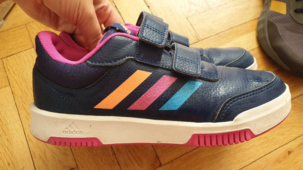 Маратонки Adidas 36 номер