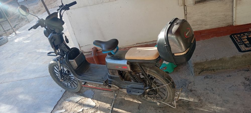 Sukuter sotiladi