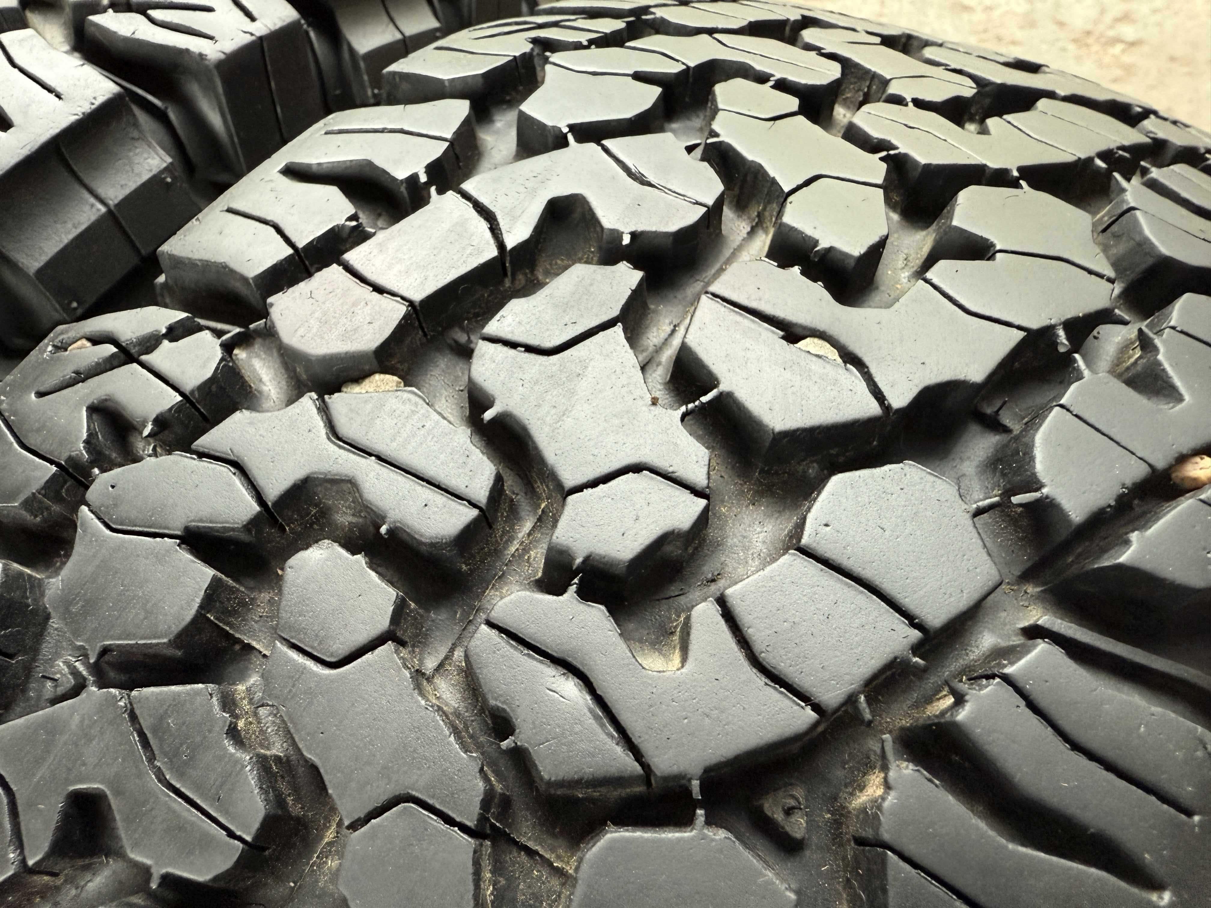 2x Anvelope All Season 215/75 R15 - BFGoodrich All Terrain T/A K02